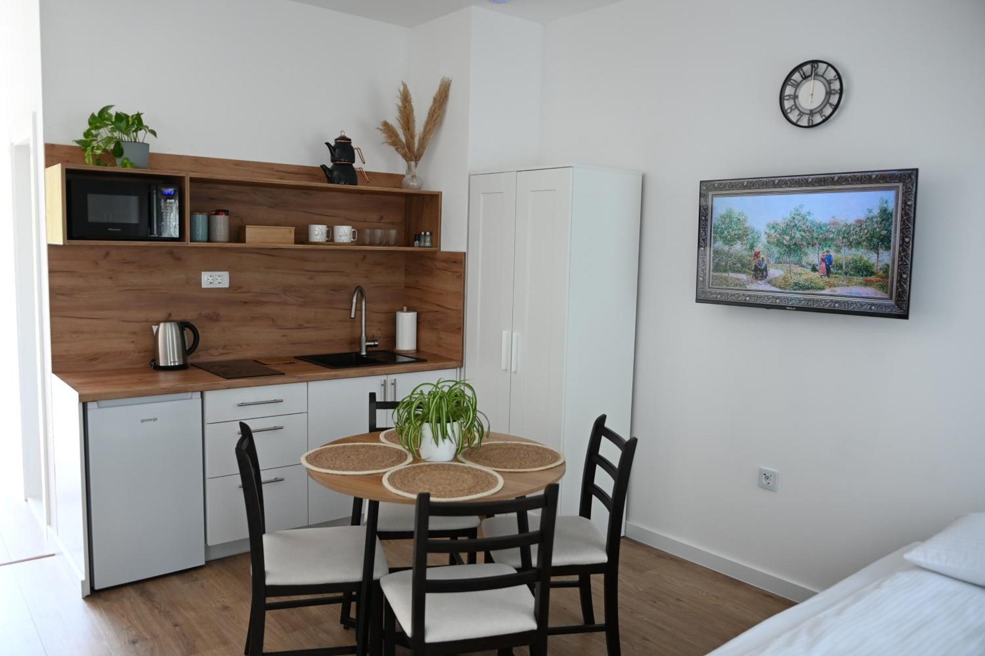 Studio Apartmani Izvor Благай Екстер'єр фото