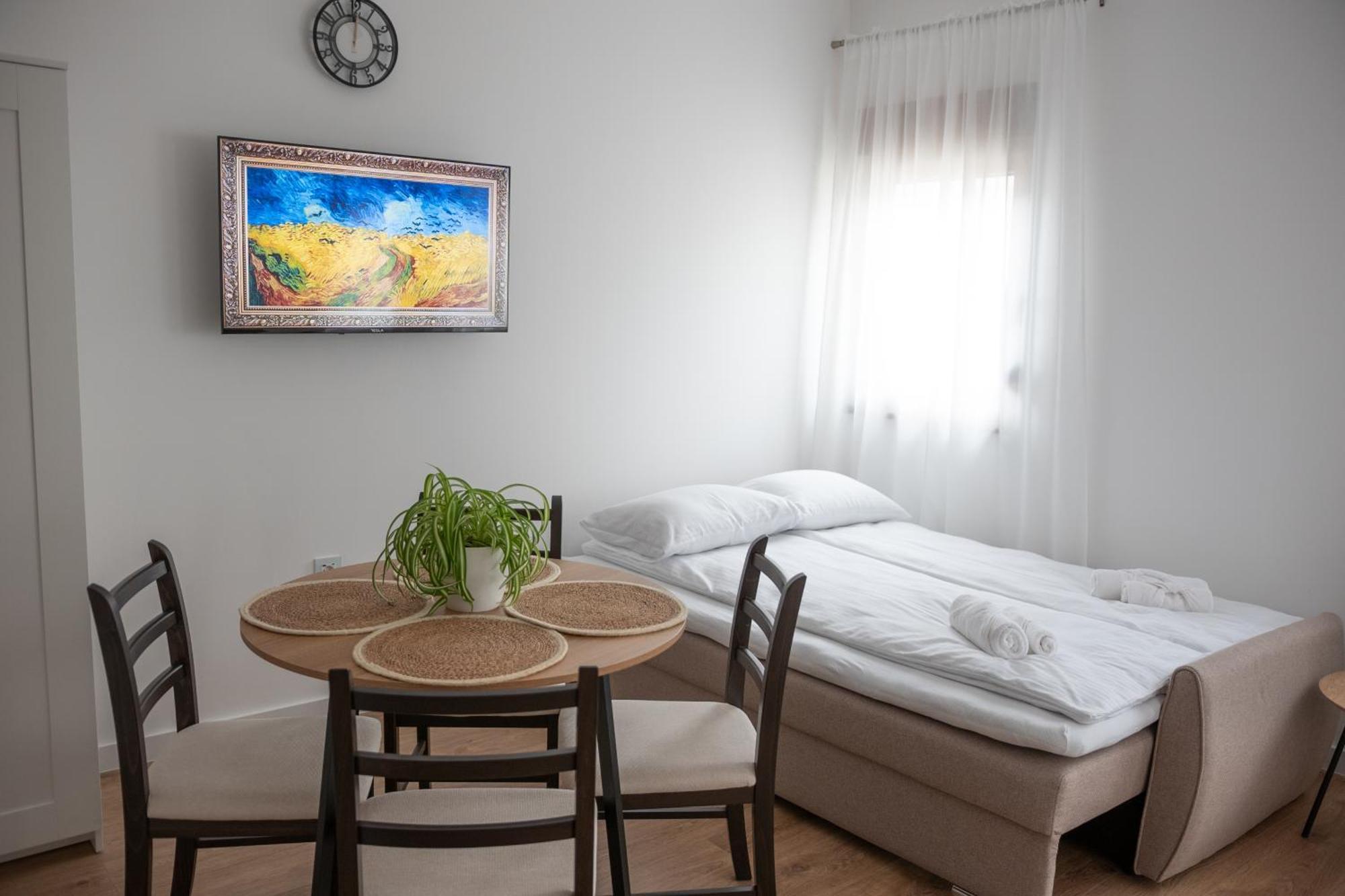 Studio Apartmani Izvor Благай Екстер'єр фото